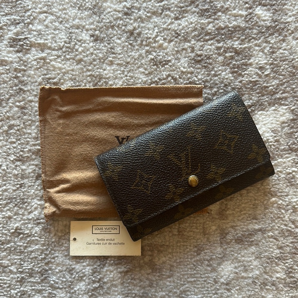 Louis Vuitton Porte Monnaie Wallet